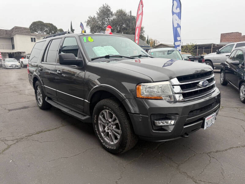 2016 Ford Expedition XLT's photo