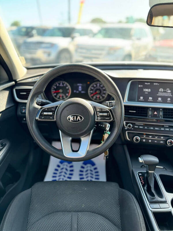 2019 Kia Optima LX