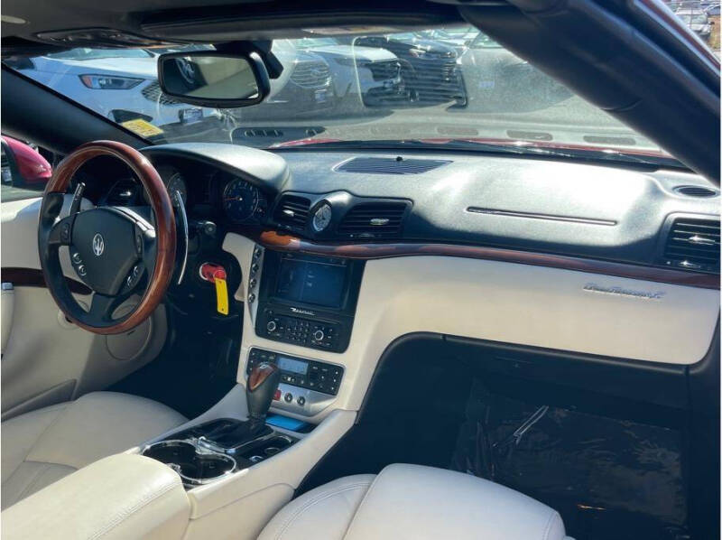 2012 Maserati GranTurismo