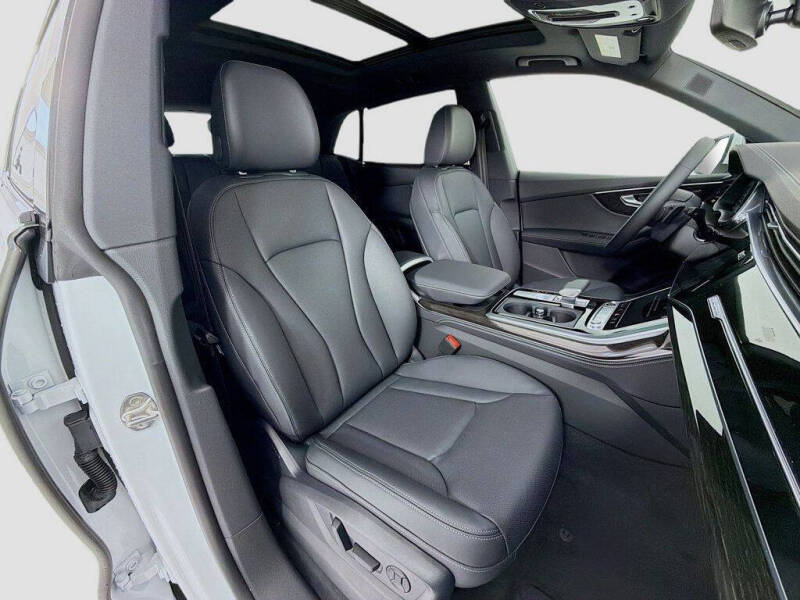 2026 Audi Q8 quattro Premium Plus 55 TFSI