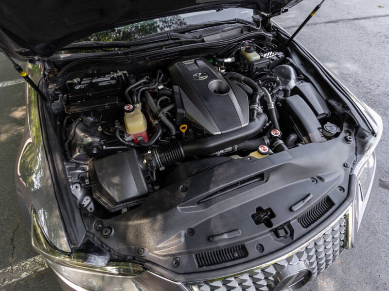 2017 Lexus IS 200t