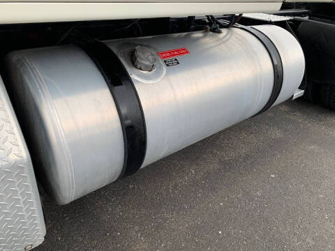 2019 Freightliner CASCADIA 126