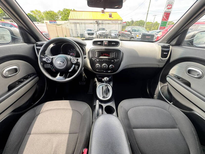 2014 Kia Soul +