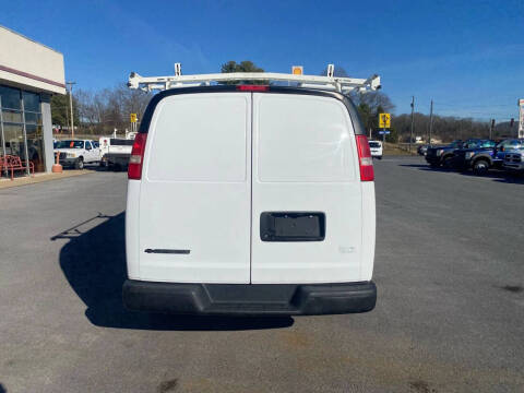 2018 Chevrolet Express 2500