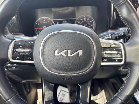 2022 Kia Sorento SX