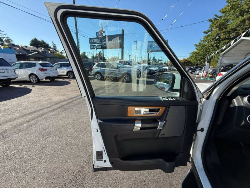 2015 Land Rover LR4 HSE LUX