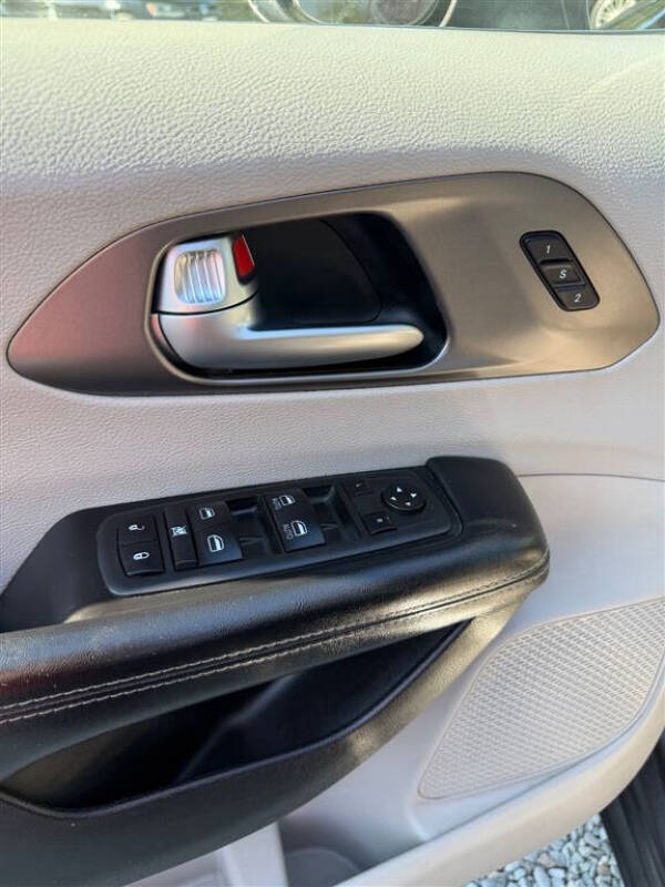 2021 Chrysler Pacifica Touring L