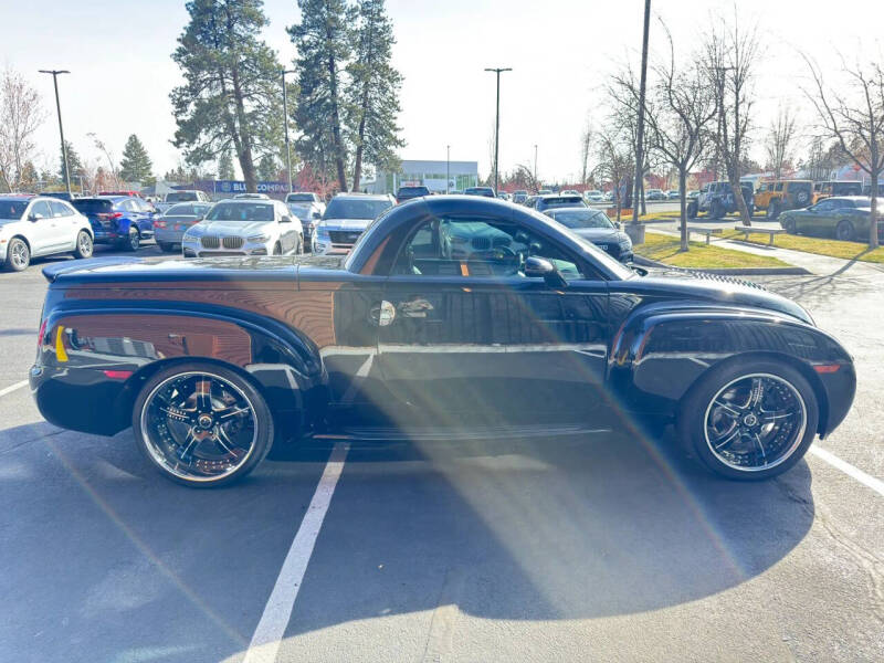 2004 Chevrolet SSR LS