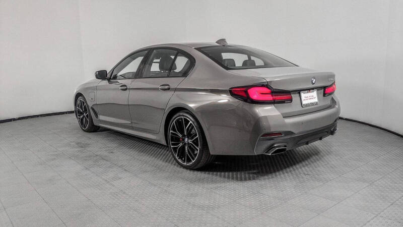 2022 BMW 5 Series 530e
