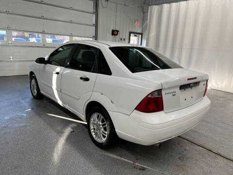 2005 Ford Focus ZX4 SE