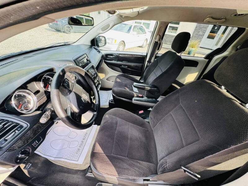 2013 Dodge Grand Caravan SE