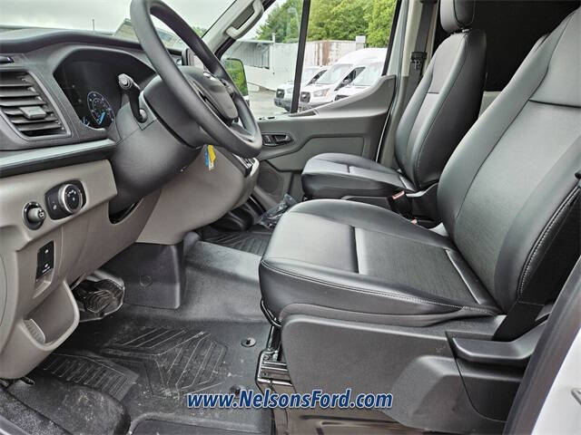 2025 Ford Transit 250