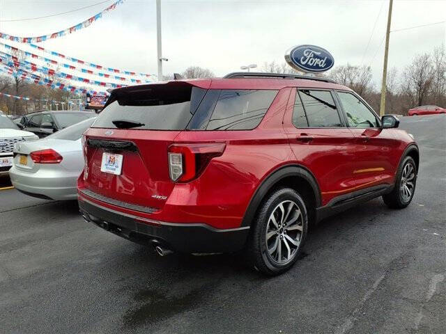 2022 Ford Explorer ST-Line
