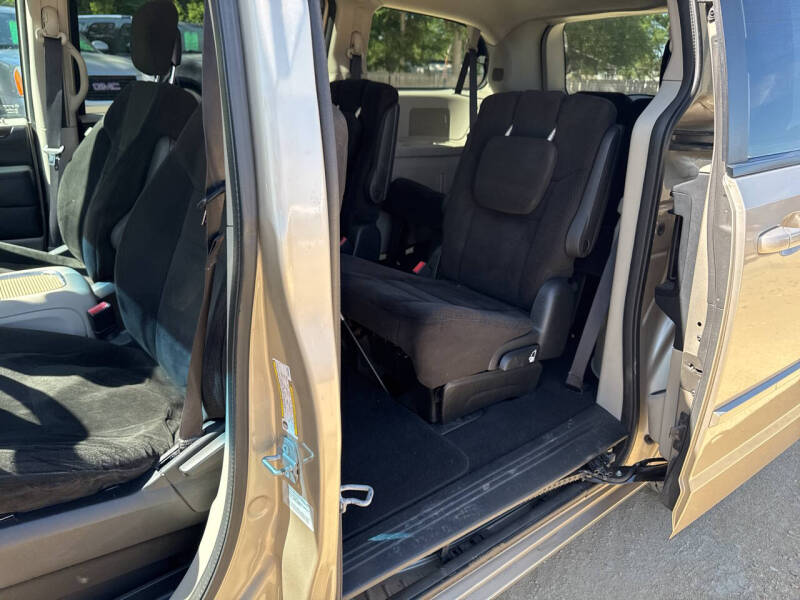 2015 Dodge Grand Caravan SXT Plus