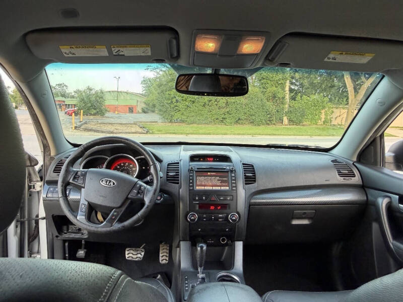 2011 Kia Sorento SX