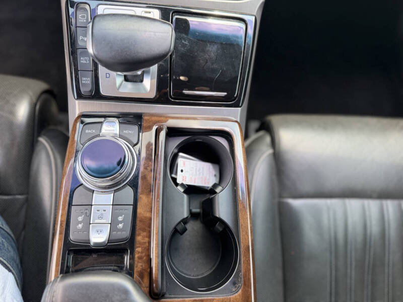 2017 Genesis G90 5.0 Ultimate