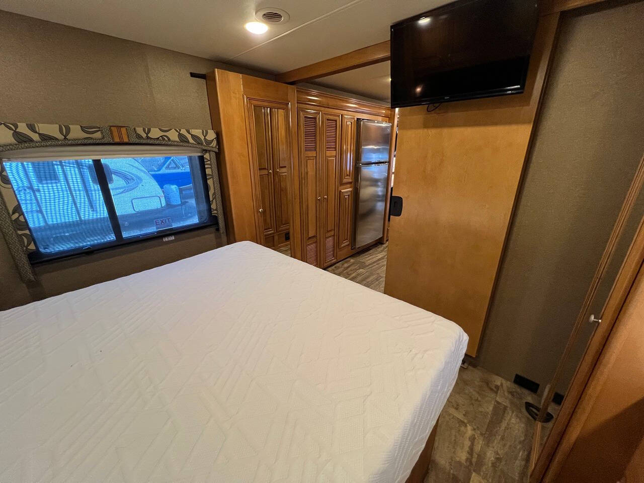 2016 Thor Motor Coach Palazzo for sale at Simple Car Company in Oak Harbor, WA