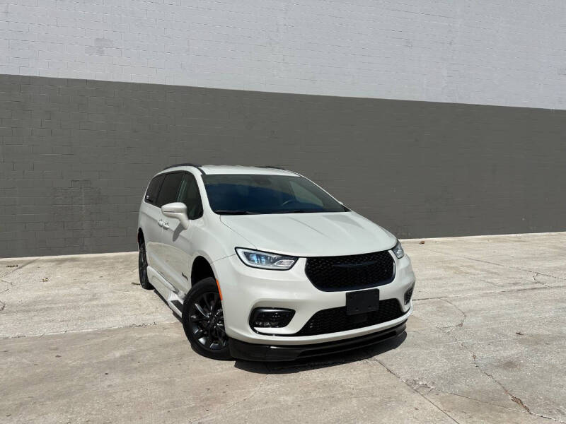 2021 Chrysler Pacifica Touring L