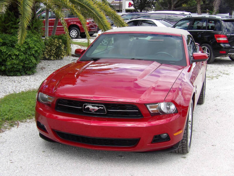 Used 2010 Ford Mustang V6 with VIN 1ZVBP8EN3A5153321 for sale in Fort Myers, FL