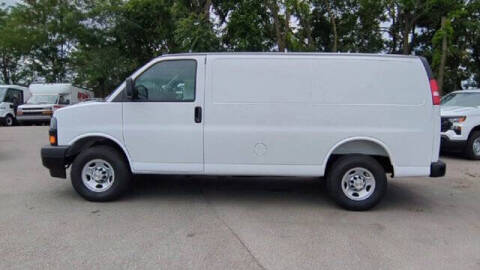 2025 Chevrolet Express 2500