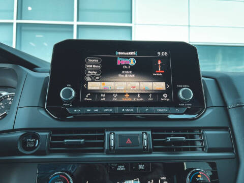 2025 Nissan Pathfinder S