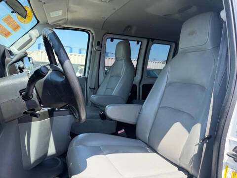 2014 Ford E-Series