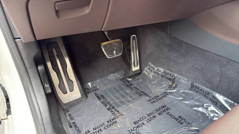 2022 BMW 5 Series 530e xDrive