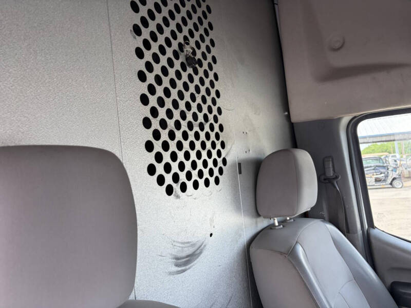 2017 Nissan NV