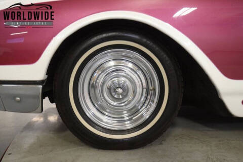 1962 Ford Thunderbird