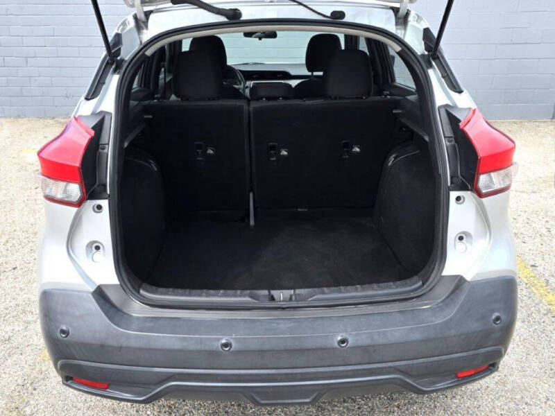 2020 Nissan Kicks SV