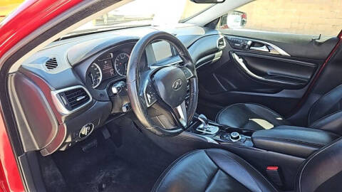 2018 Infiniti QX30 Luxury