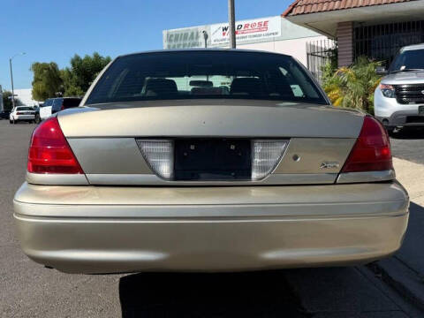 2011 Ford Crown Victoria