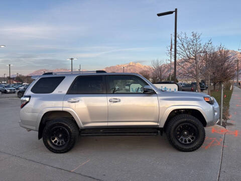 2024 Toyota 4Runner SR5