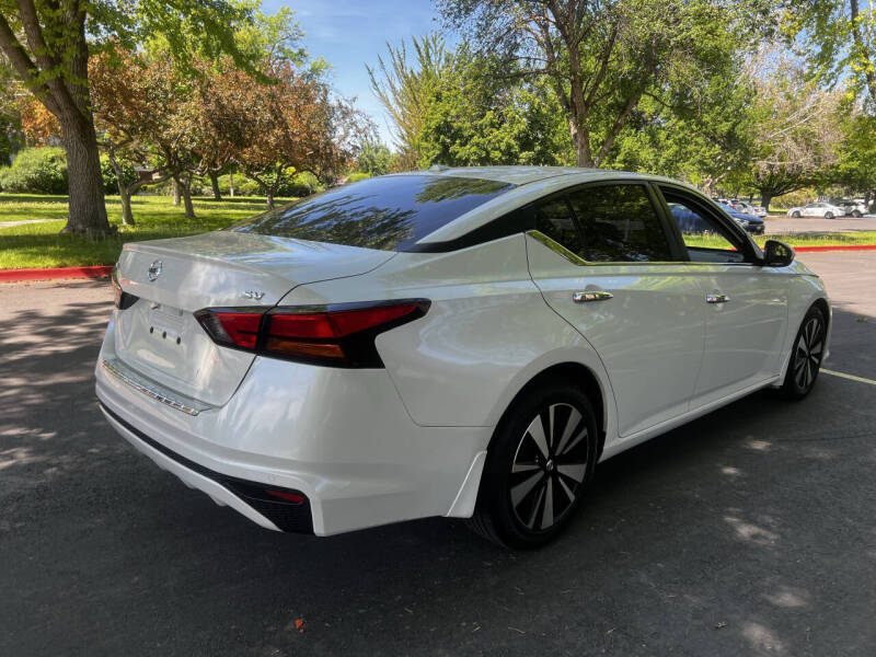 2021 Nissan Altima 2.5 SV