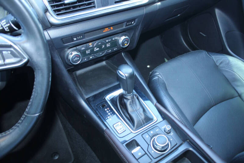 2018 Mazda MAZDA3 Grand Touring