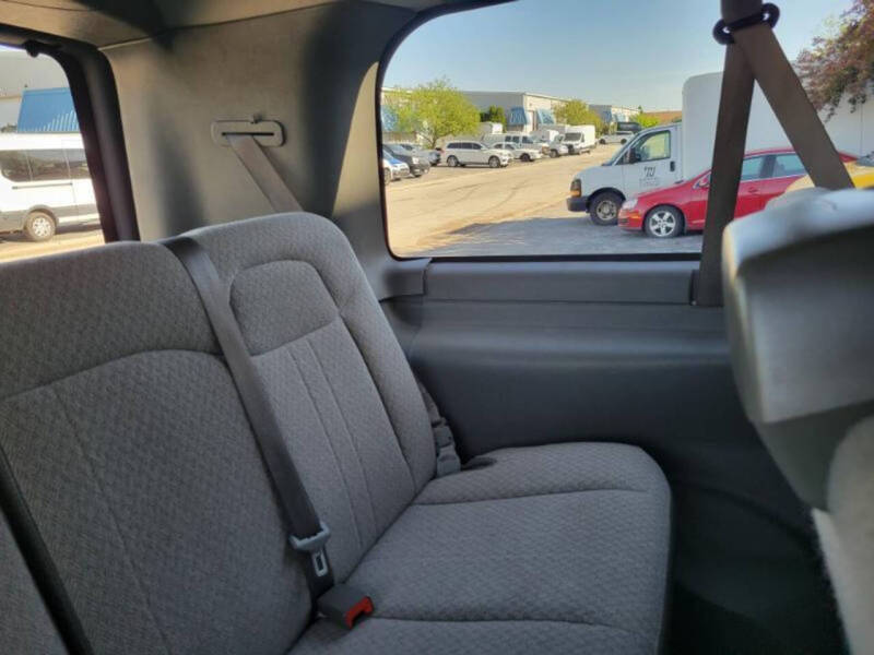2018 Chevrolet Express LS 3500