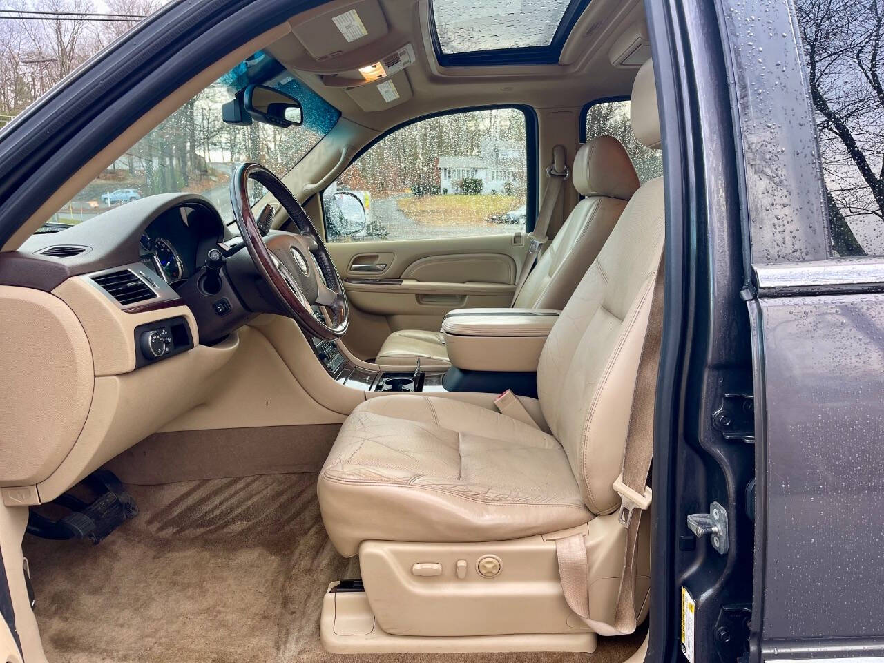 2010 Cadillac Escalade for sale at TJ MOTORS in Leominster, MA