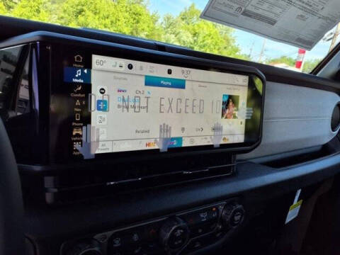 2025 Jeep Gladiator Willys