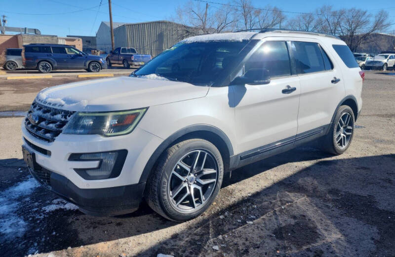 2017 Ford Explorer Sport's photo