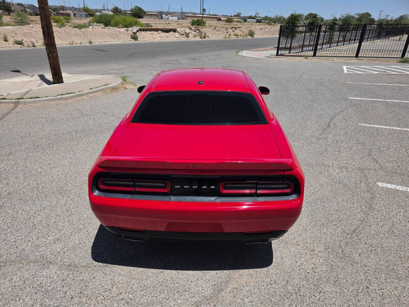 2018 Dodge Challenger SXT