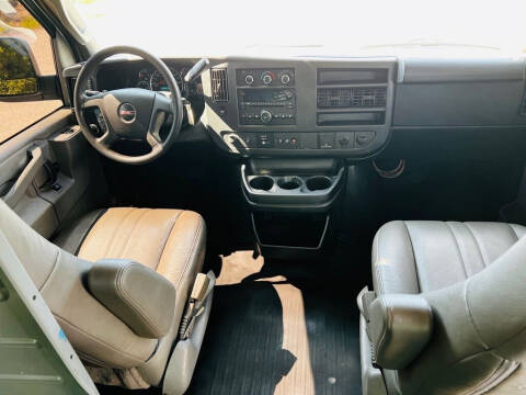 2018 GMC Savana 2500