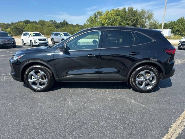 2025 Ford Escape ST-Line Select