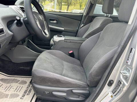 2012 Toyota Prius v Three