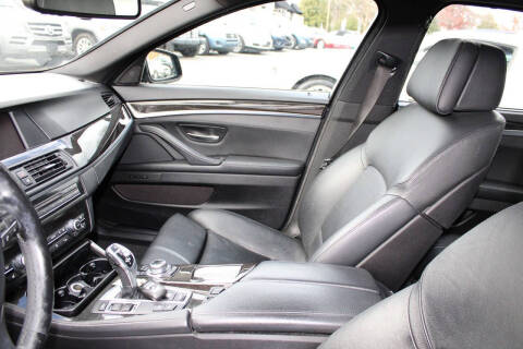 2011 BMW 5 Series 550i xDrive