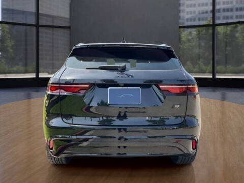 2026 Jaguar F-PACE P250 R-Dynamic S