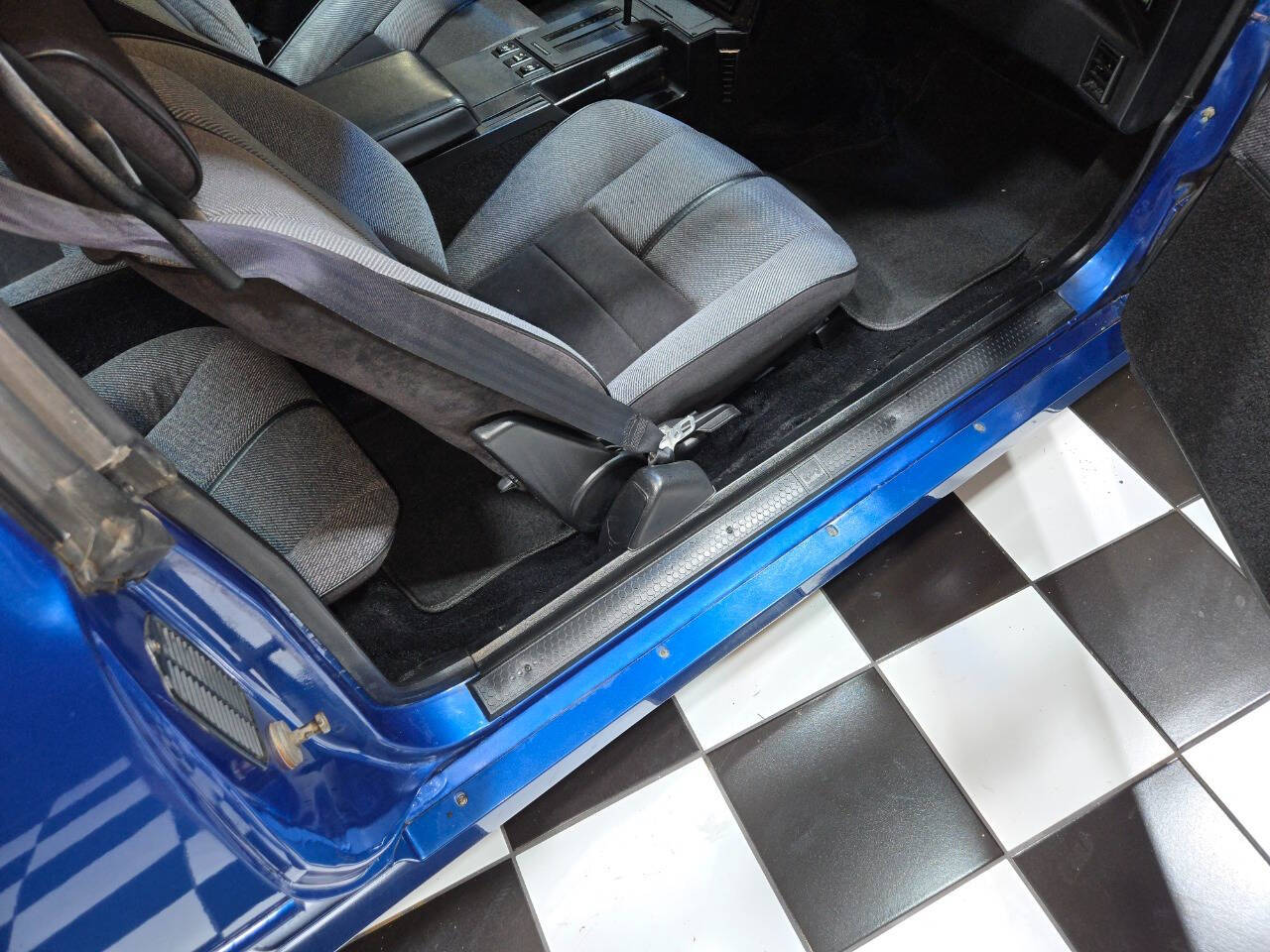 1990 Chevrolet Camaro 59