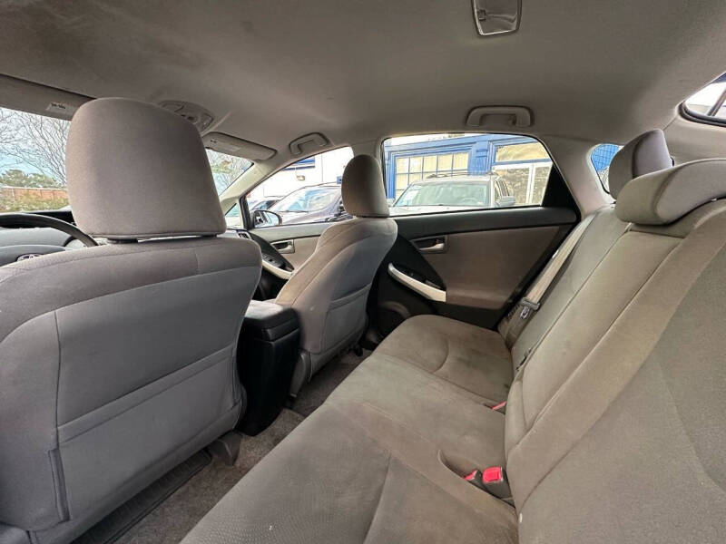 2013 Toyota Prius Plug-in Hybrid Advanced