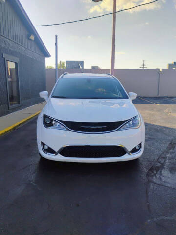 2018 Chrysler Pacifica Touring Plus