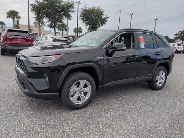 2021 Toyota RAV4 Hybrid XLE