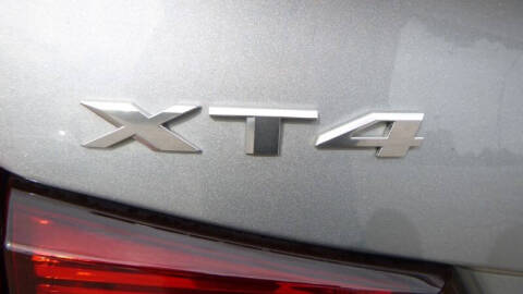 2023 Cadillac XT4 Luxury